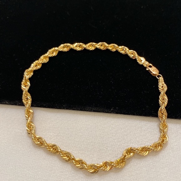 Vintage Jewelry - Vintage 14K Gold Rope Chain Bracelet